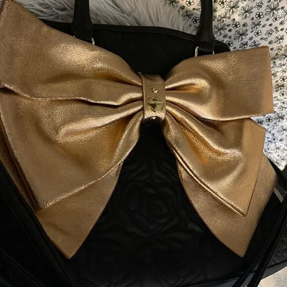 Y2K vintage betsey johnson black quilted roses bow crossbody/satchel/purse bag - Picture 9 of 10